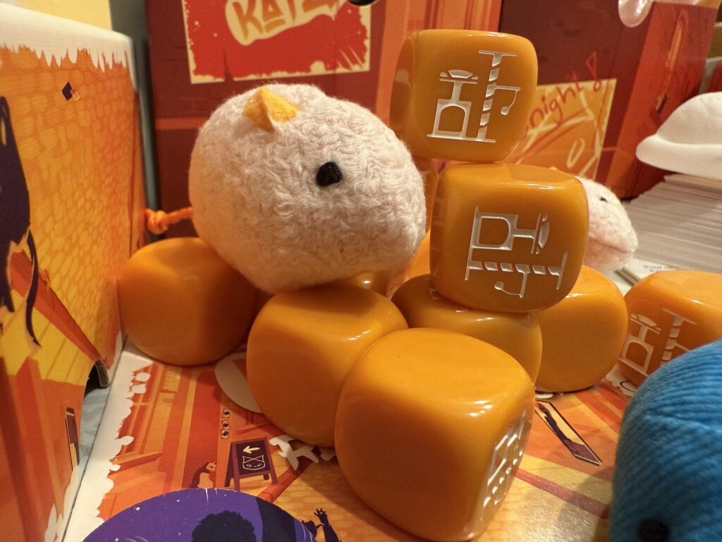On vous a dit qu'avec Mieze Katze, il fallait aimer le orange ?