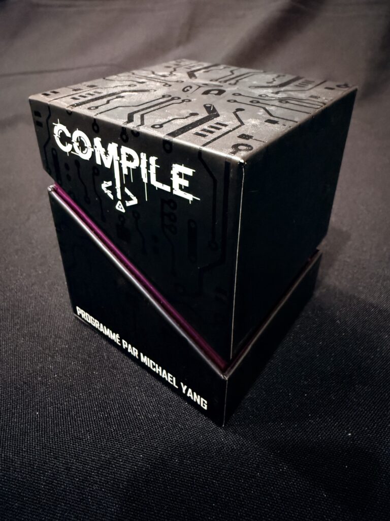 La boîte de Compile refermée